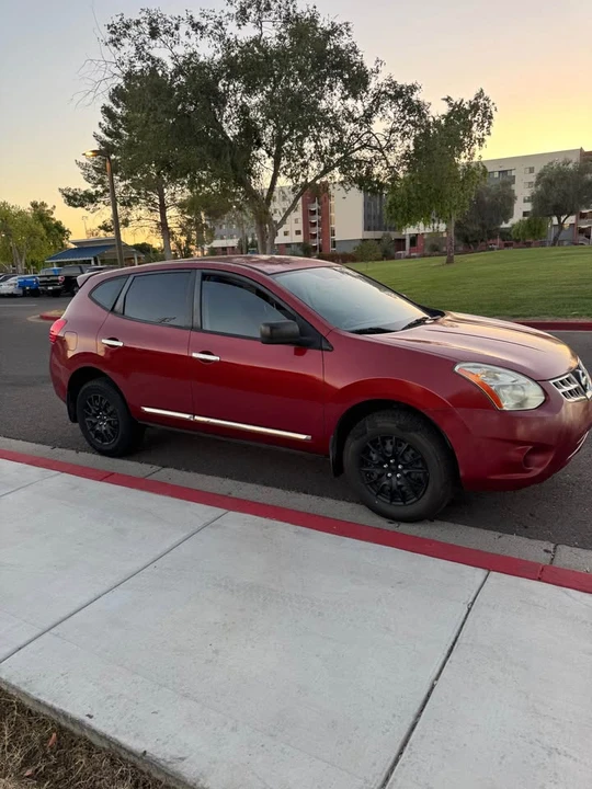 2013 Nissan Rogue - Image 6 of 12
