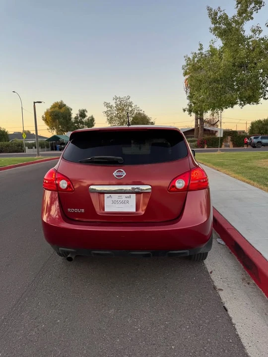 2013 Nissan Rogue - Image 2 of 12