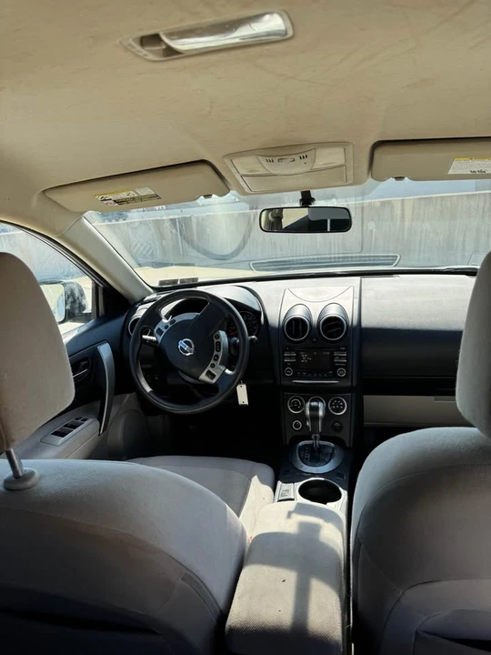 2013 Nissan Rogue - Image 6 of 10