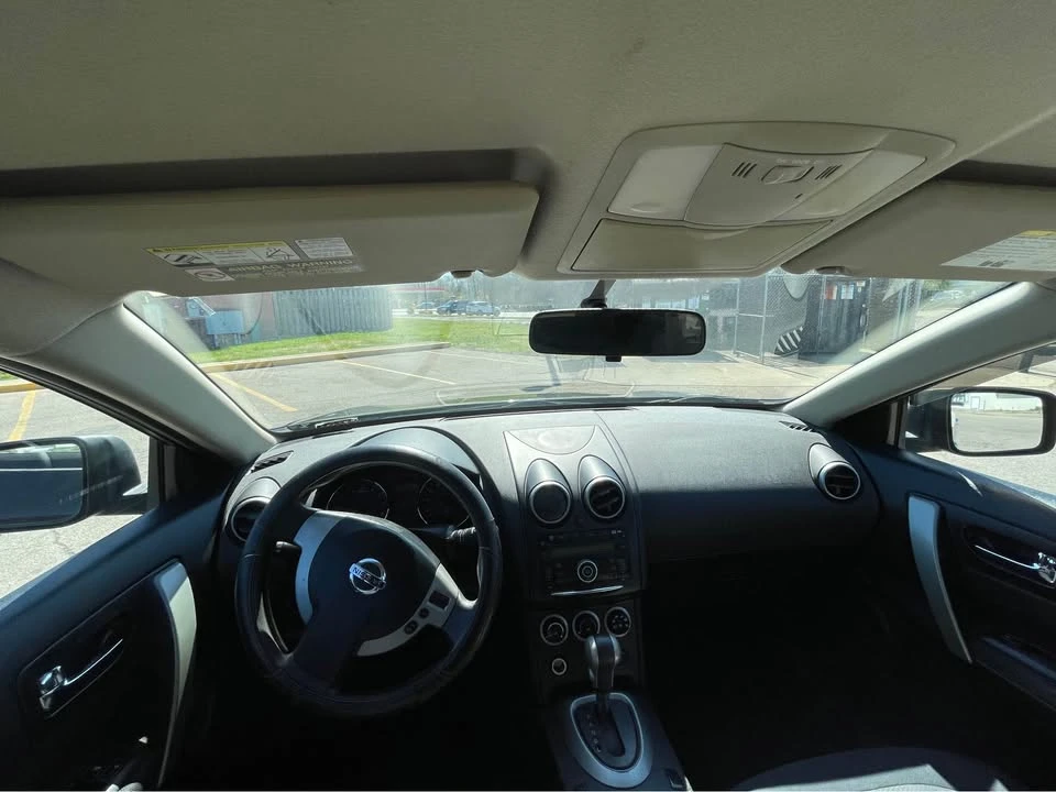 2013 Nissan Rogue - Image 10 of 16
