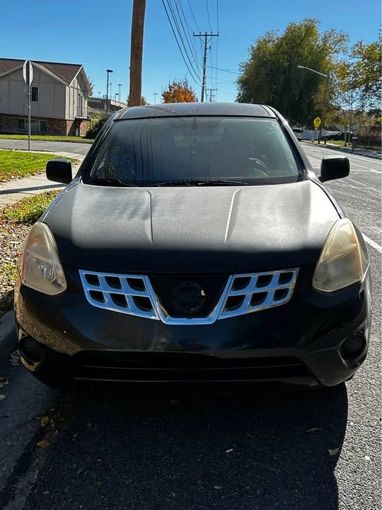 2013 Nissan Rogue - Image 6 of 10