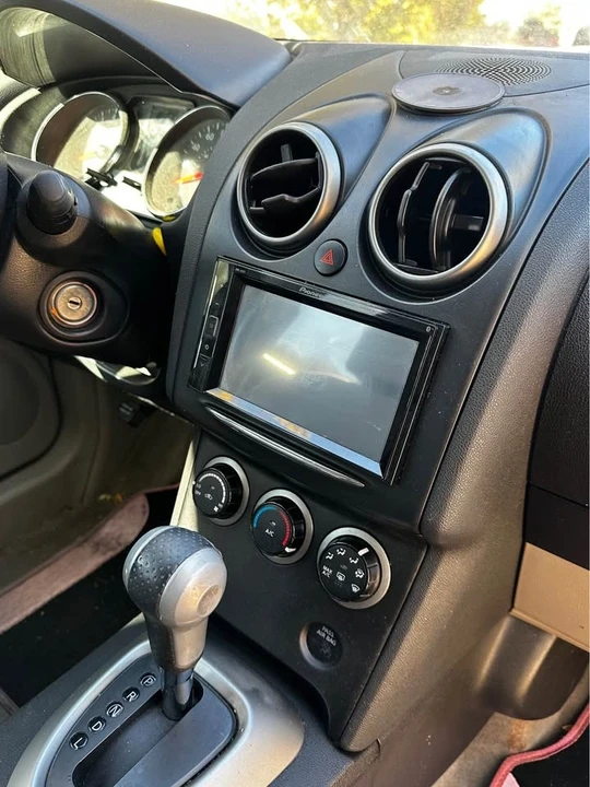 2013 Nissan Rogue - Image 7 of 10