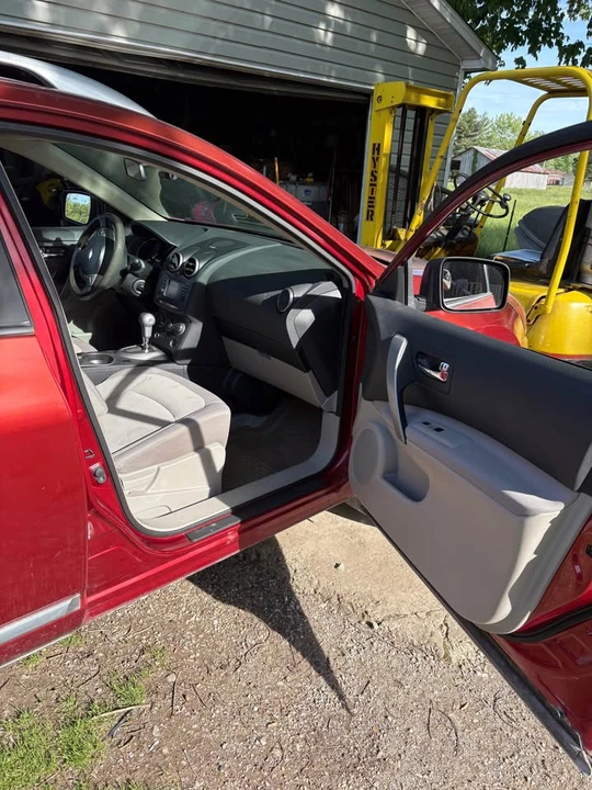 2013 Nissan Rogue - Image 13 of 14