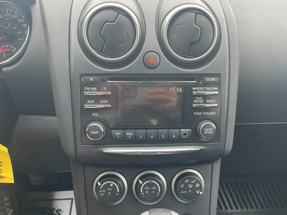 2013 Nissan Rogue - Image 17 of 20