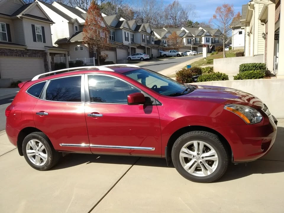 2013 Nissan Rogue - Image 2 of 9