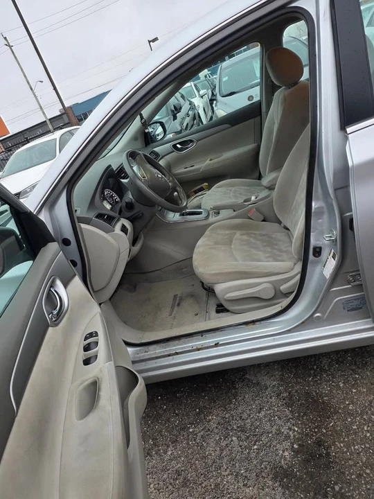2013 Nissan Sentra 7th Gen - Image 5 of 12