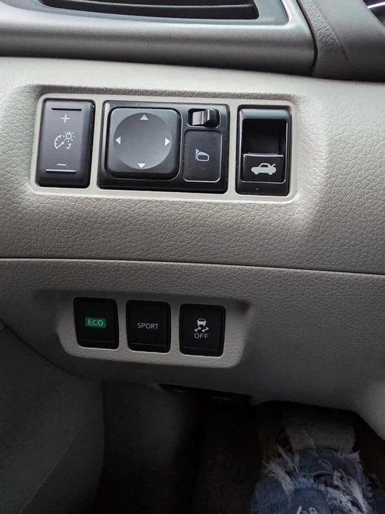 2013 Nissan Sentra 7th Gen - Image 10 of 12