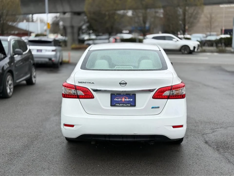 2013 Nissan Sentra 7th Gen - Image 4 of 20