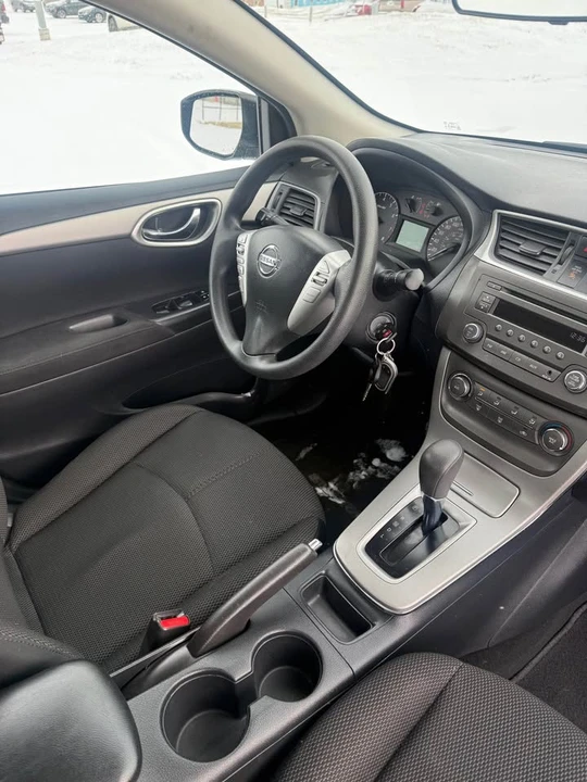 2013 Nissan Sentra 7th Gen - Image 4 of 8