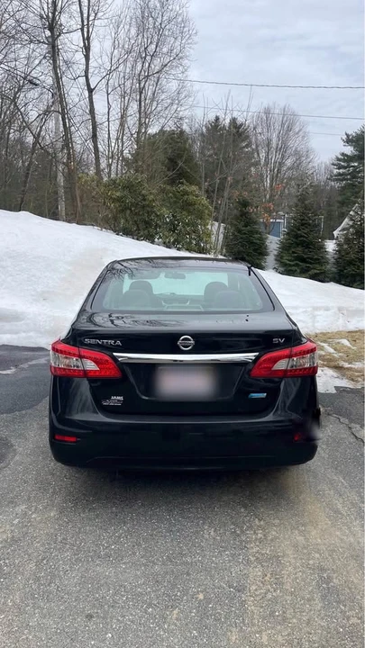 2013 Nissan Sentra 7th Gen - Image 2 of 7