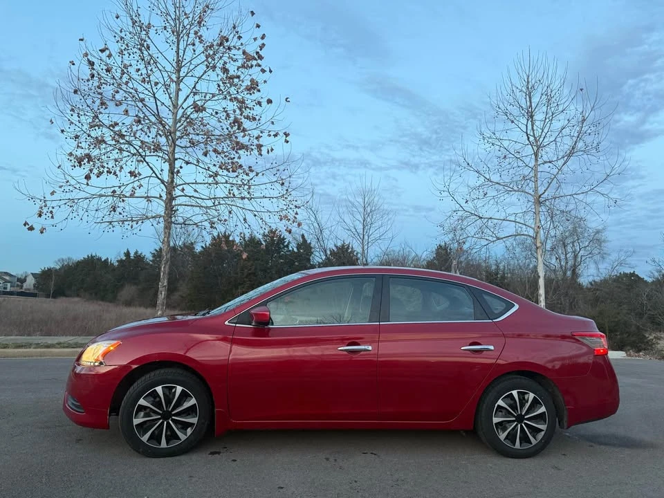2013 Nissan Sentra 7th Gen - Image 2 of 11