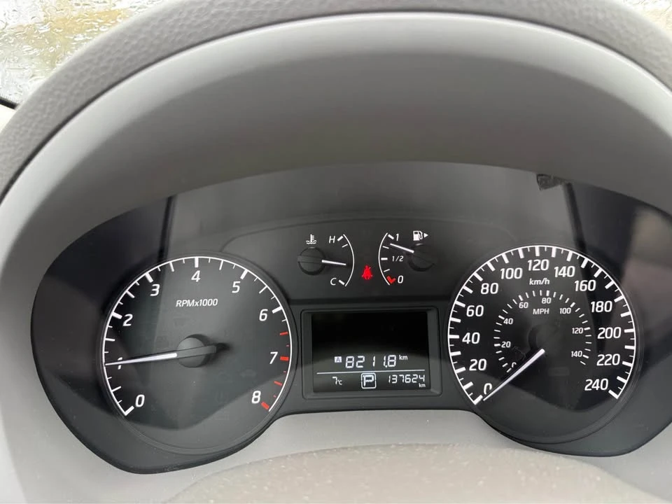 2013 Nissan Sentra 7th Gen - Image 11 of 15