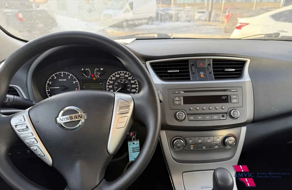 2013 Nissan Sentra 7th Gen - Image 4 of 4