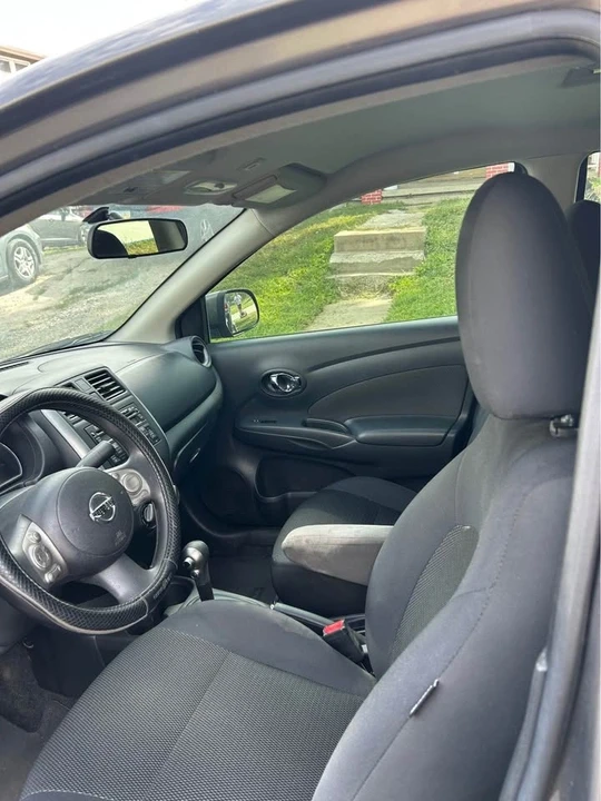 2013 Nissan Versa - Image 12 of 16