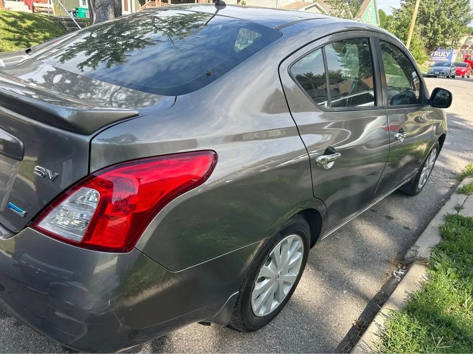 2013 Nissan Versa - Image 5 of 16