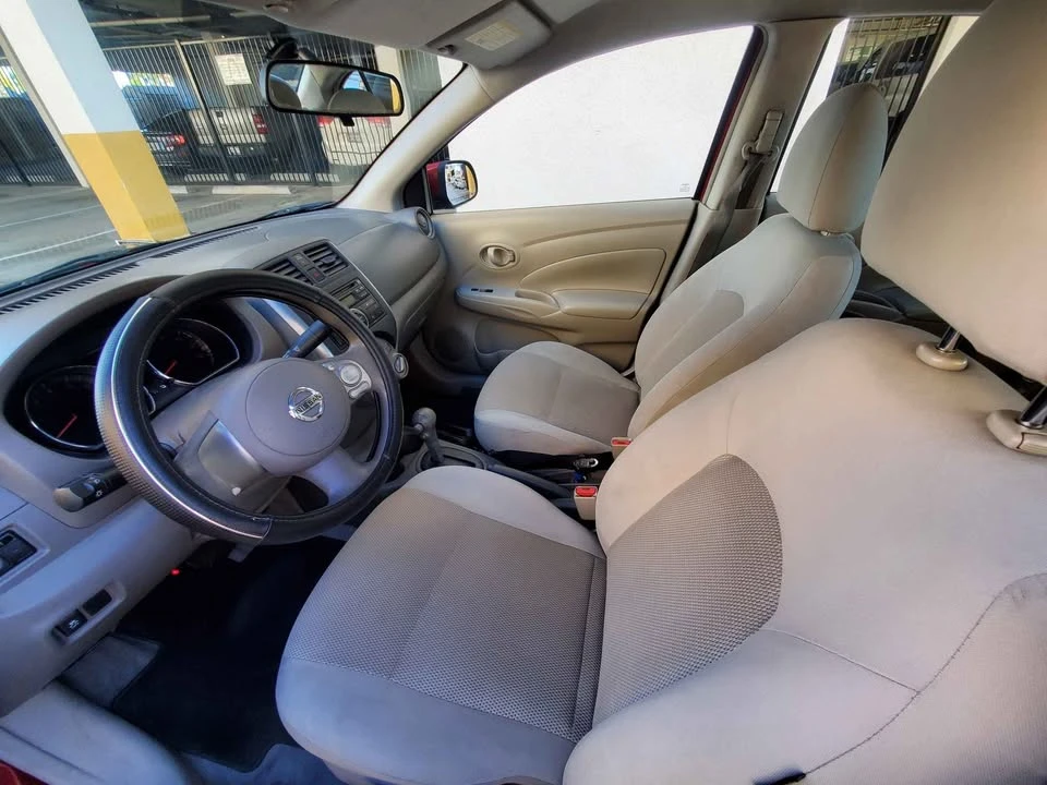 2013 Nissan Versa - Image 16 of 17