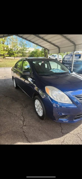 2013 Nissan Versa - Image 2 of 2