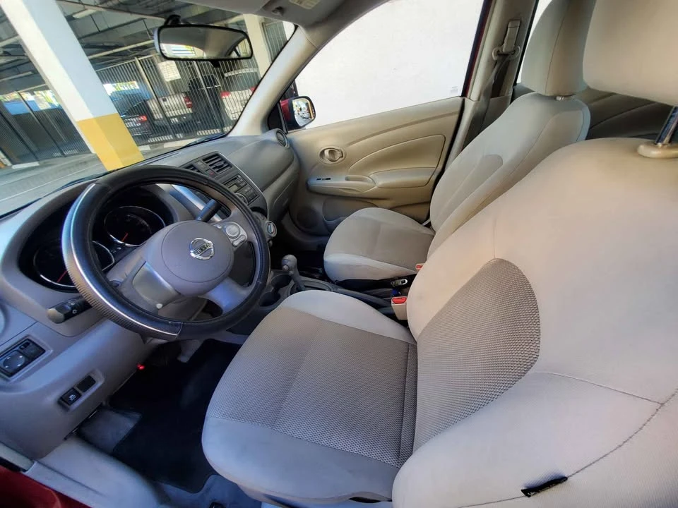 2013 Nissan Versa - Image 17 of 17