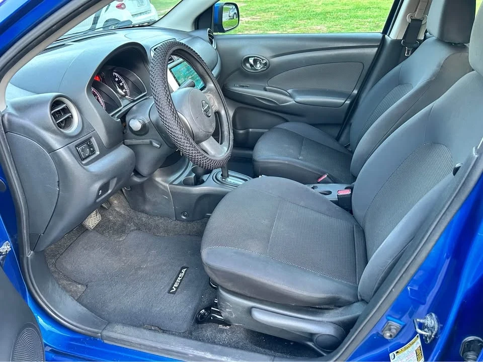 2013 Nissan Versa - Image 7 of 12