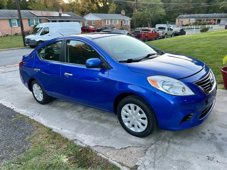 2013 Nissan Versa - Image 3 of 12