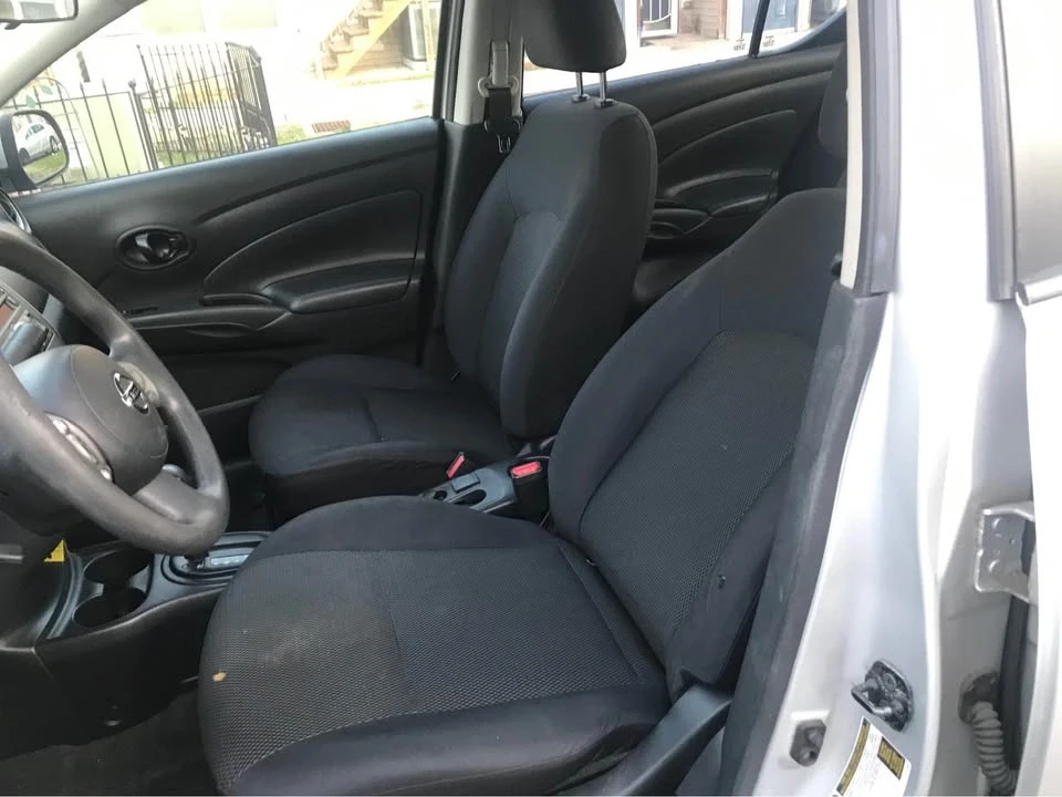 2013 Nissan Versa - Image 7 of 10