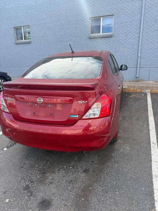 2013 Nissan Versa - Image 3 of 8