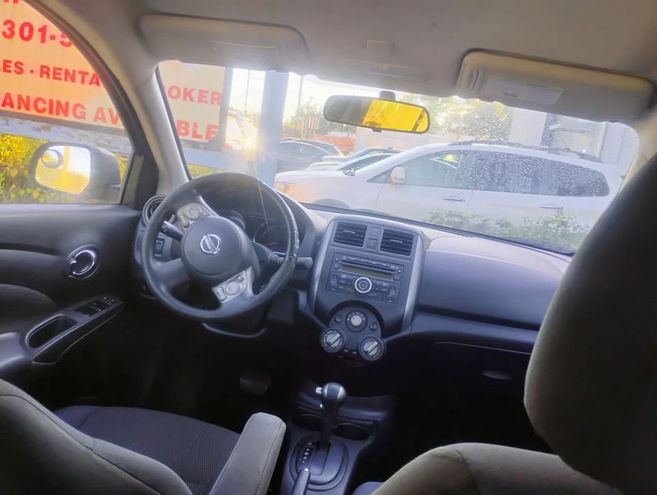 2013 Nissan Versa - Image 6 of 16