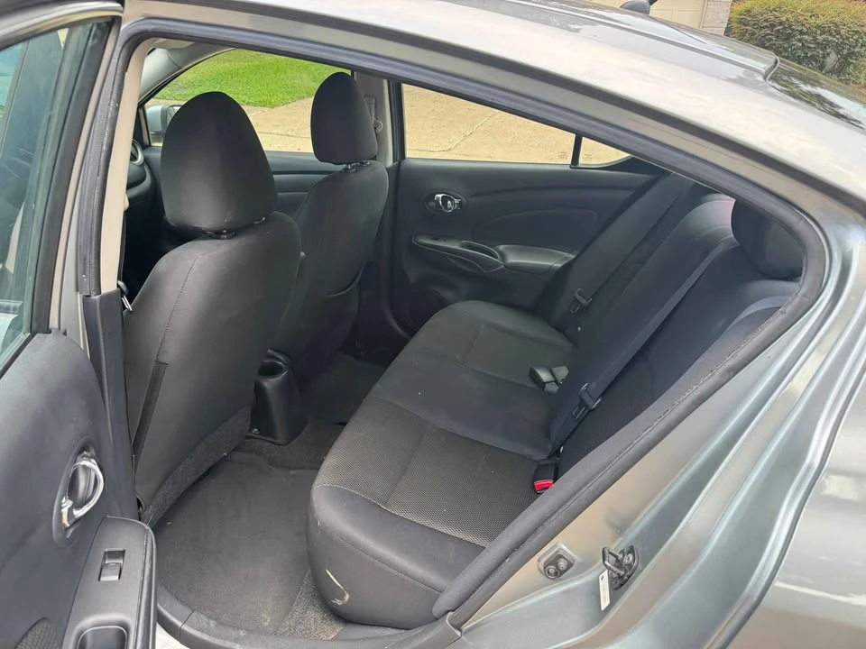 2013 Nissan Versa - Image 12 of 12