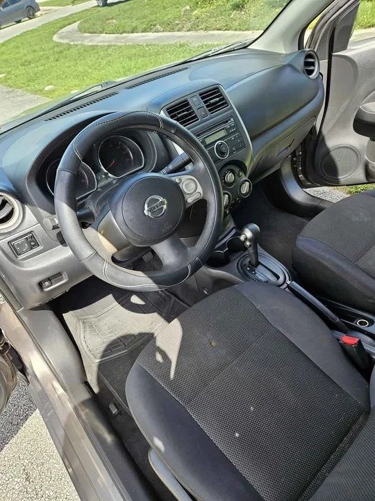 2013 Nissan Versa - Image 9 of 13