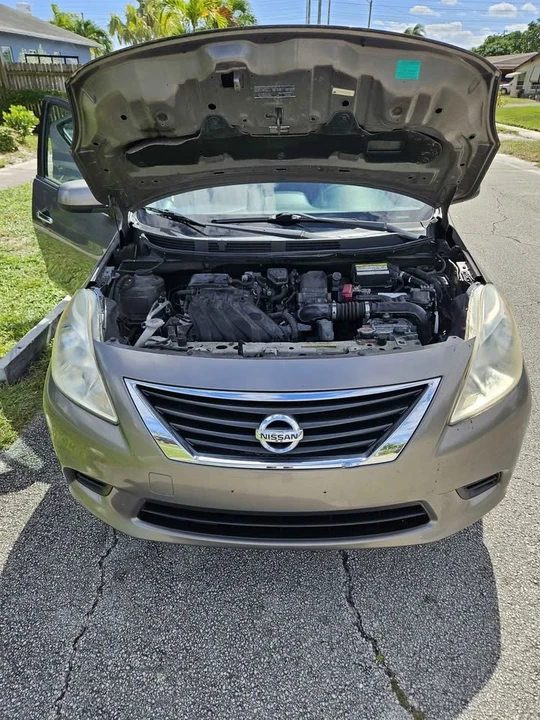 2013 Nissan Versa - Image 13 of 13
