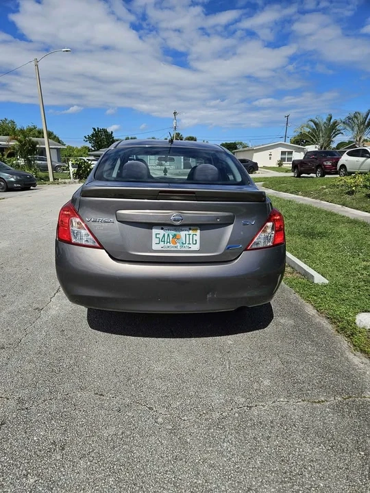 2013 Nissan Versa - Image 6 of 13