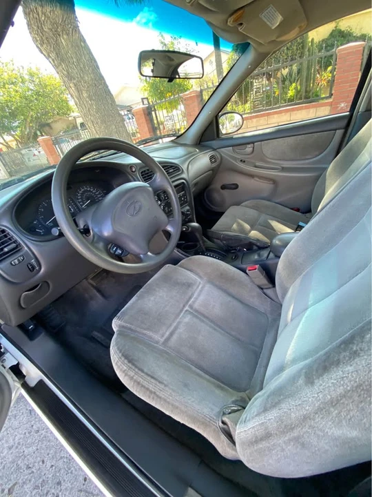 2013 Oldsmobile Alero - Image 6 of 13