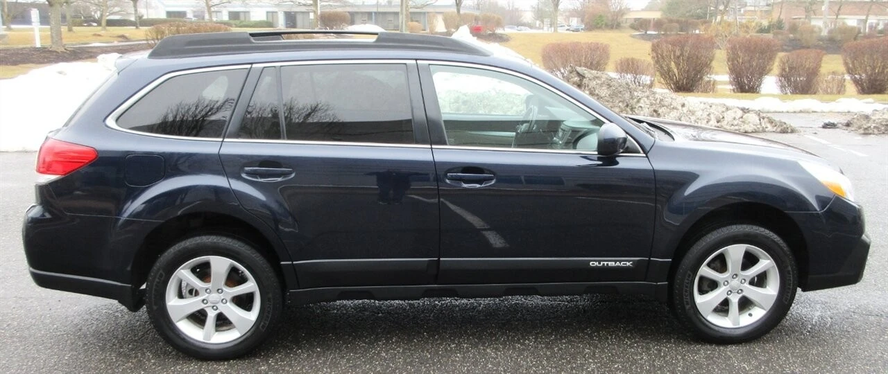 2013 Subaru Outback 4th Gen - Image 14 of 21