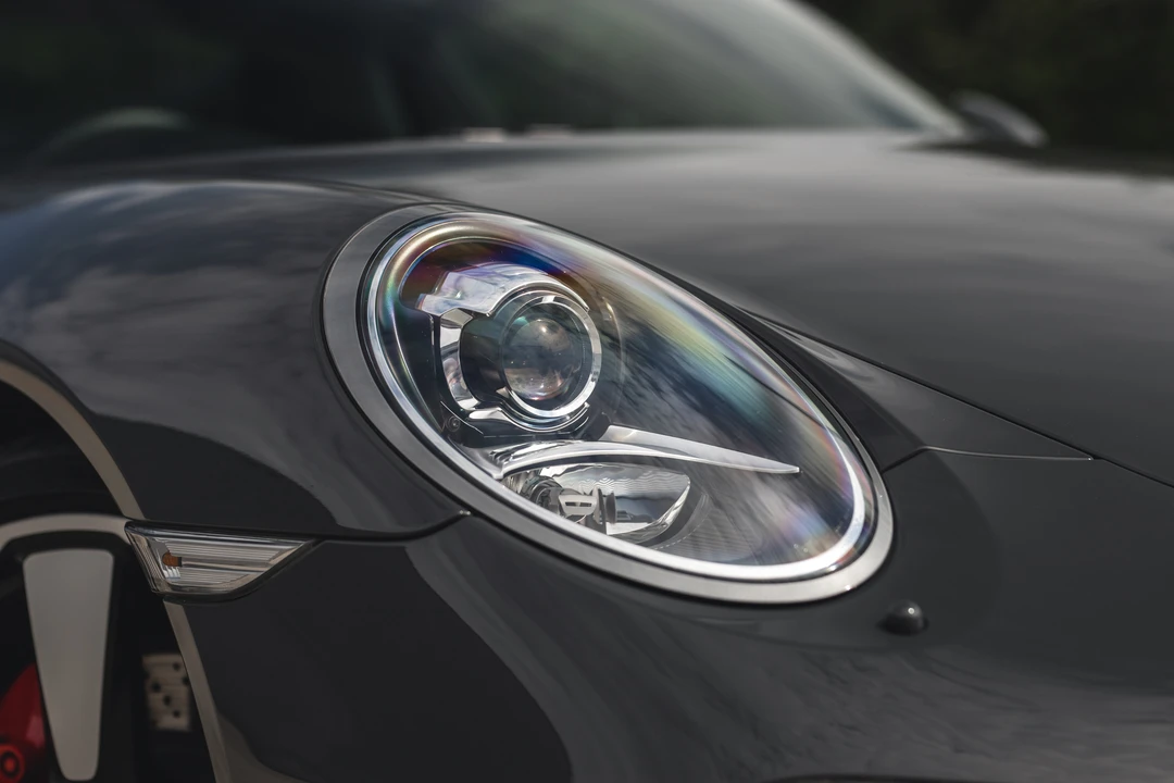 2013 Porsche 991 Carrera - Image 15 of 31