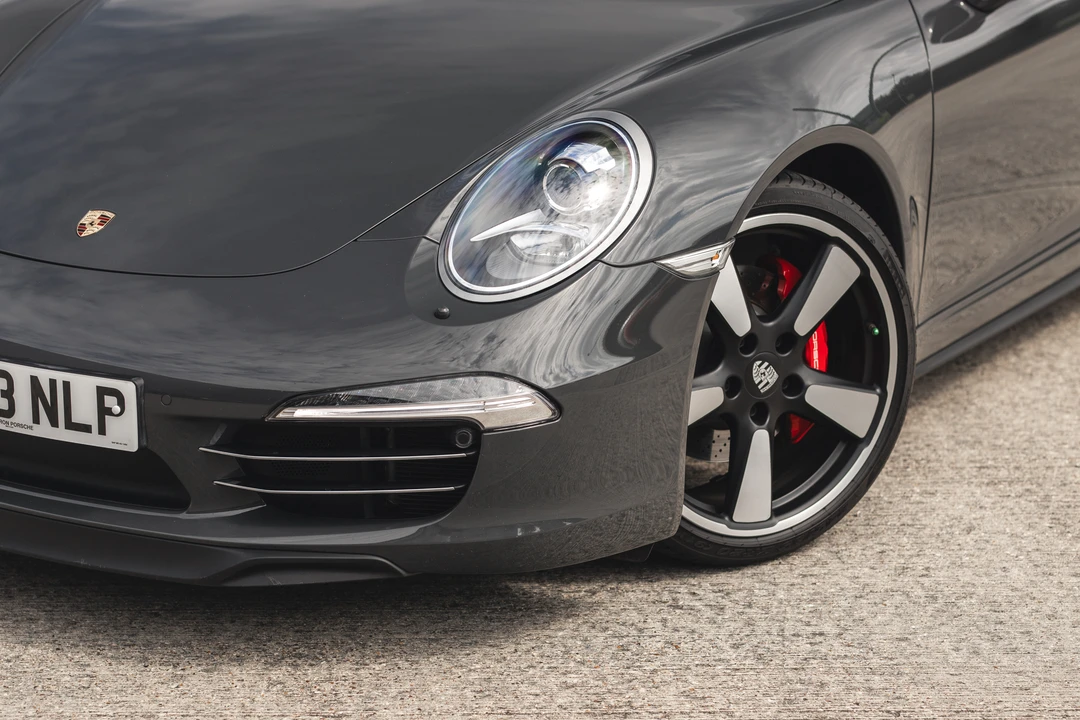 2013 Porsche 991 Carrera - Image 16 of 31