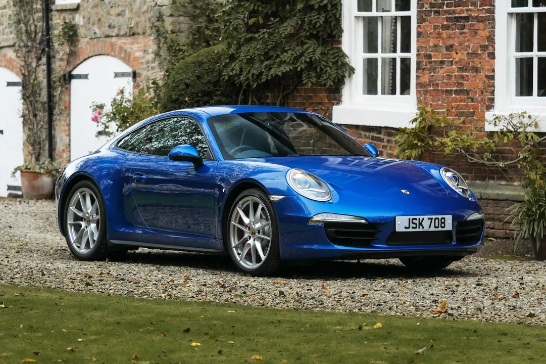 2013 Porsche 991 Carrera 4S - Image 2 of 31