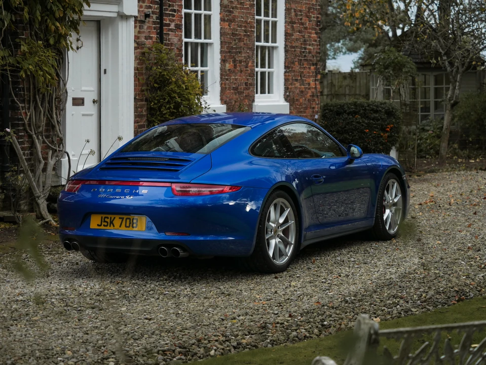 2013 Porsche 991 Carrera 4S - Image 15 of 31