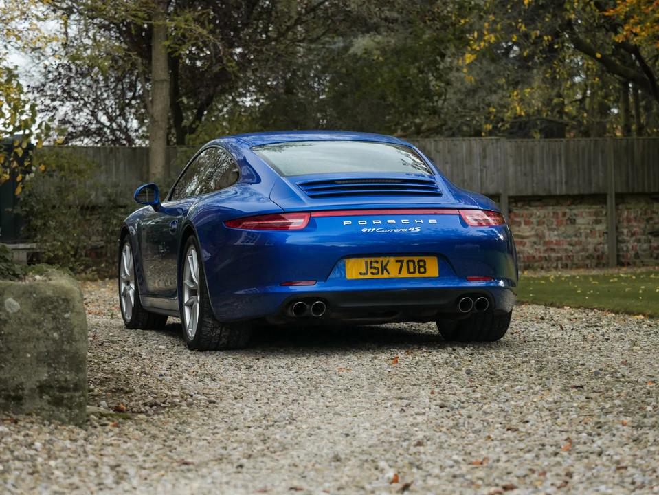 2013 Porsche 991 Carrera 4S - Image 16 of 31