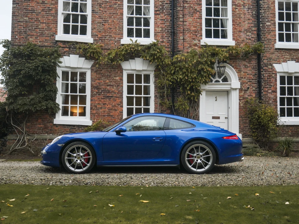 2013 Porsche 991 Carrera 4S - Image 19 of 31