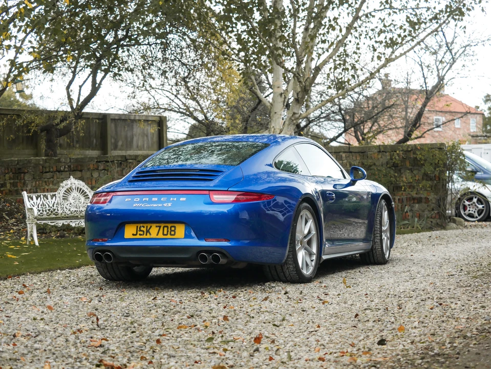 2013 Porsche 991 Carrera 4S - Image 25 of 31