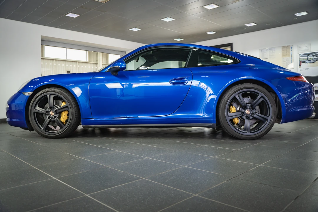 2013 Porsche 991 Carrera 4S - Image 18 of 31