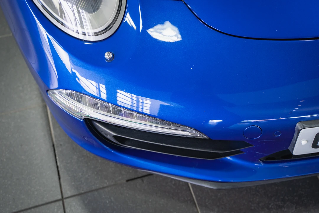 2013 Porsche 991 Carrera 4S - Image 21 of 31