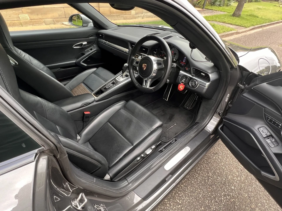 2013 Porsche 991 Carrera S - Image 8 of 10