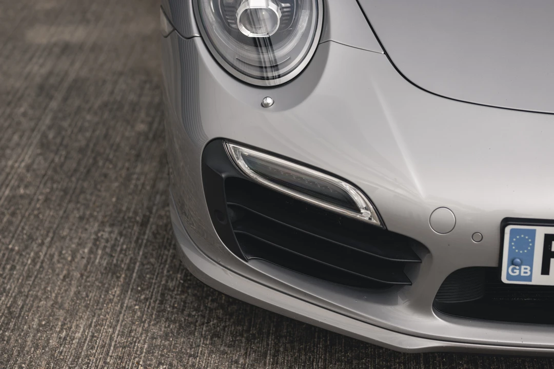 2013 Porsche 991 Turbo - Image 20 of 31