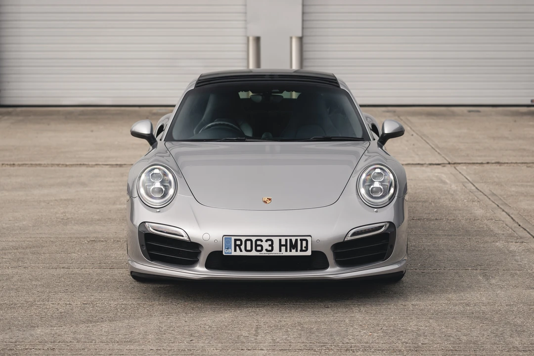 2013 Porsche 991 Turbo - Image 11 of 31