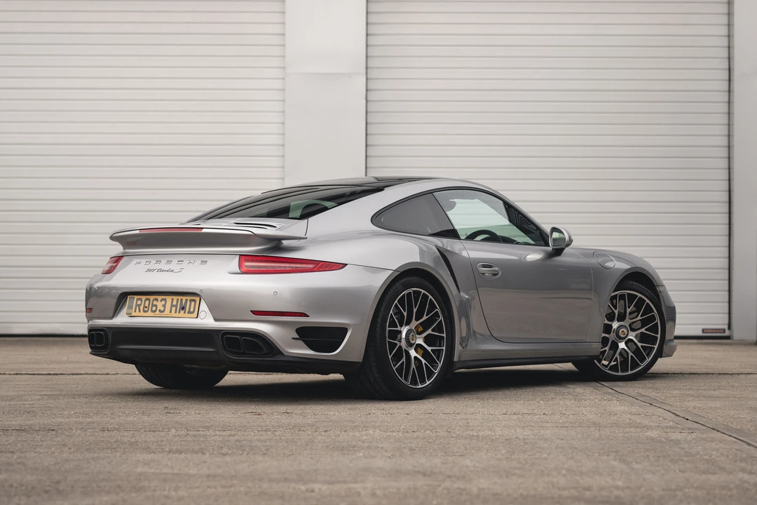 2013 Porsche 991 Turbo - Image 6 of 31