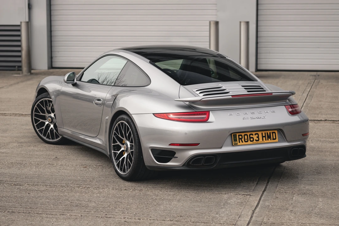 2013 Porsche 991 Turbo - Image 13 of 31