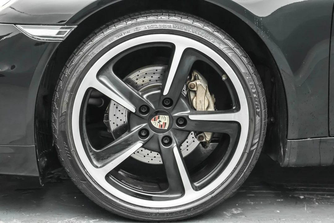 2013 Porsche 991 Carrera - Image 9 of 21