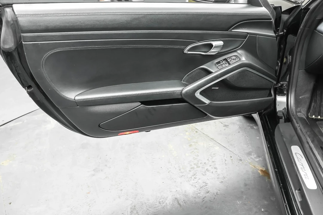 2013 Porsche 991 Carrera - Image 12 of 21