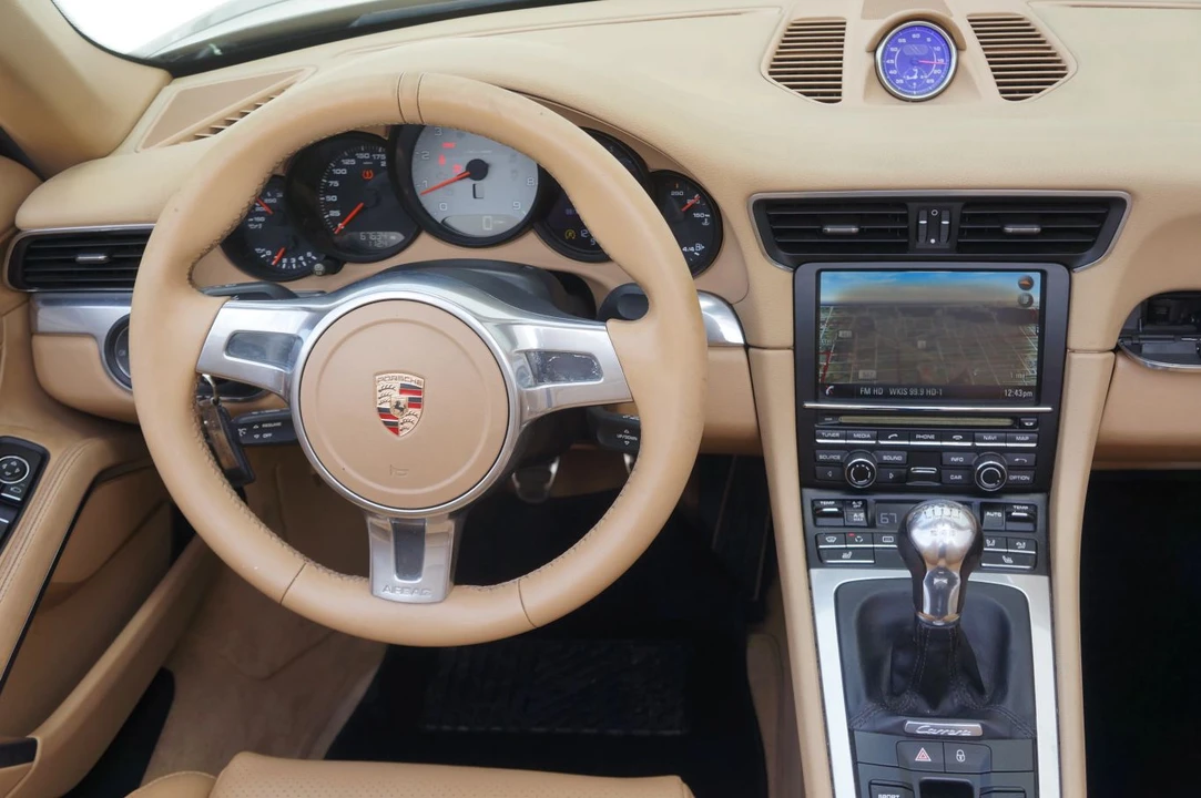 2013 Porsche 991 Carrera - Image 28 of 31